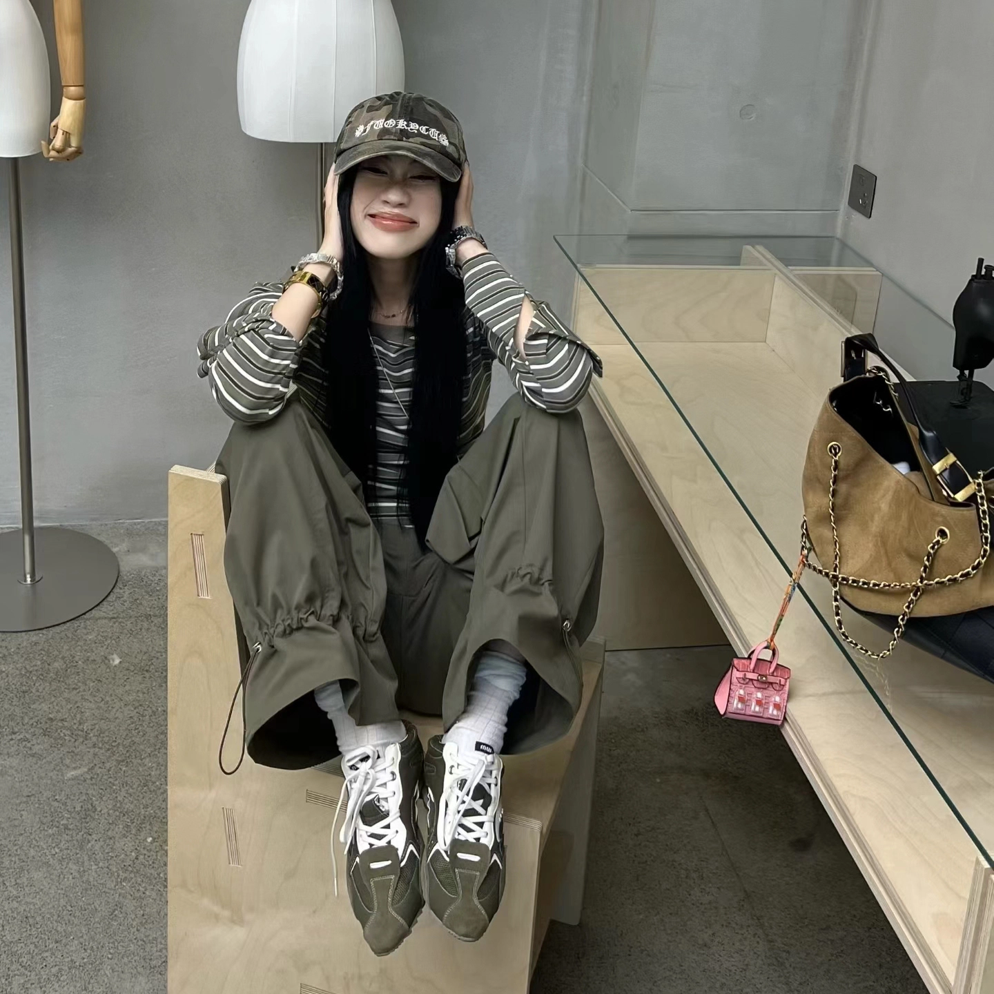 HTHK ins