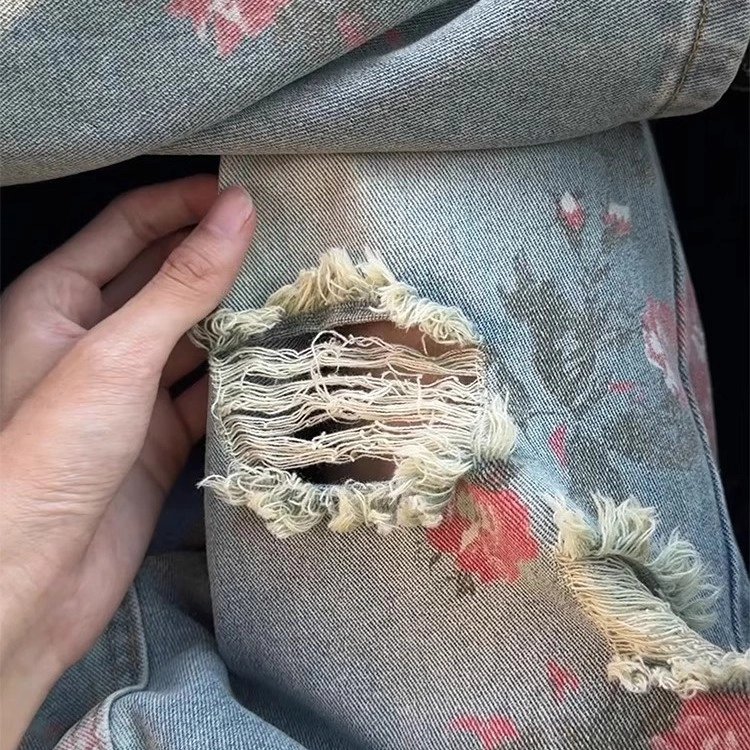 拓菲 玫瑰花破洞牛仔裤夏季美式高级感裤子潮牌痞帅炸街微喇直筒长裤 男女同款