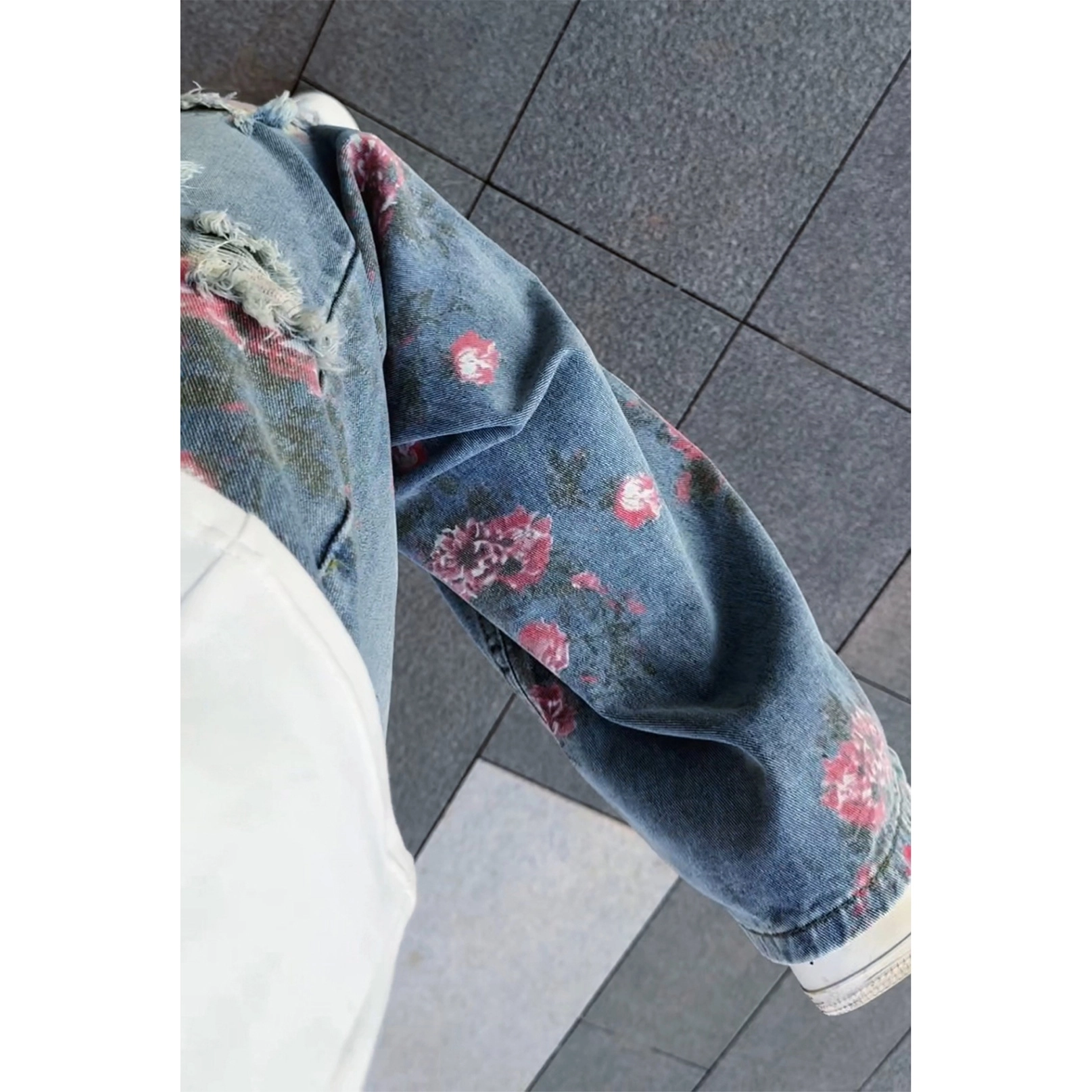 PAINT STAIN