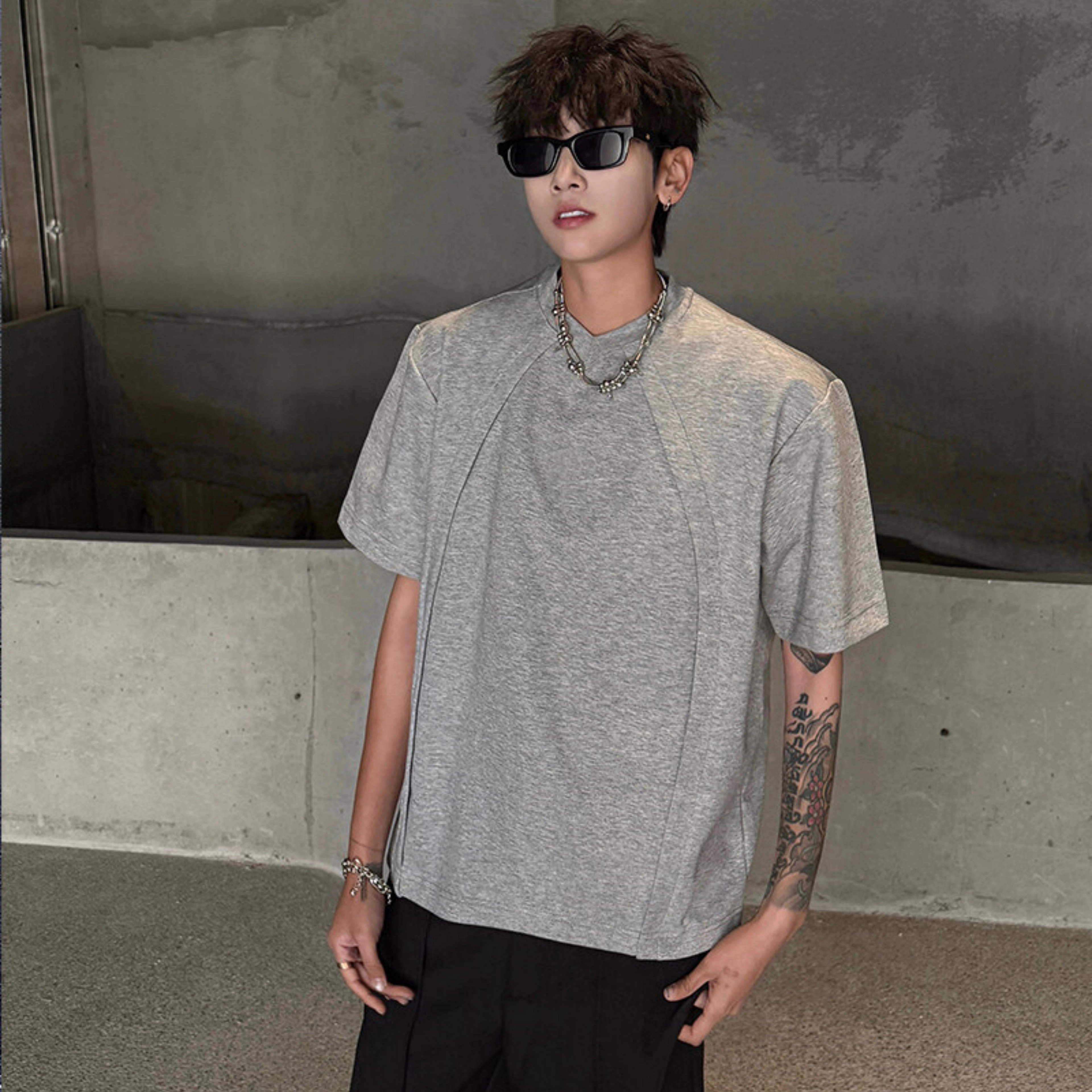 FOREST LIBRARY T