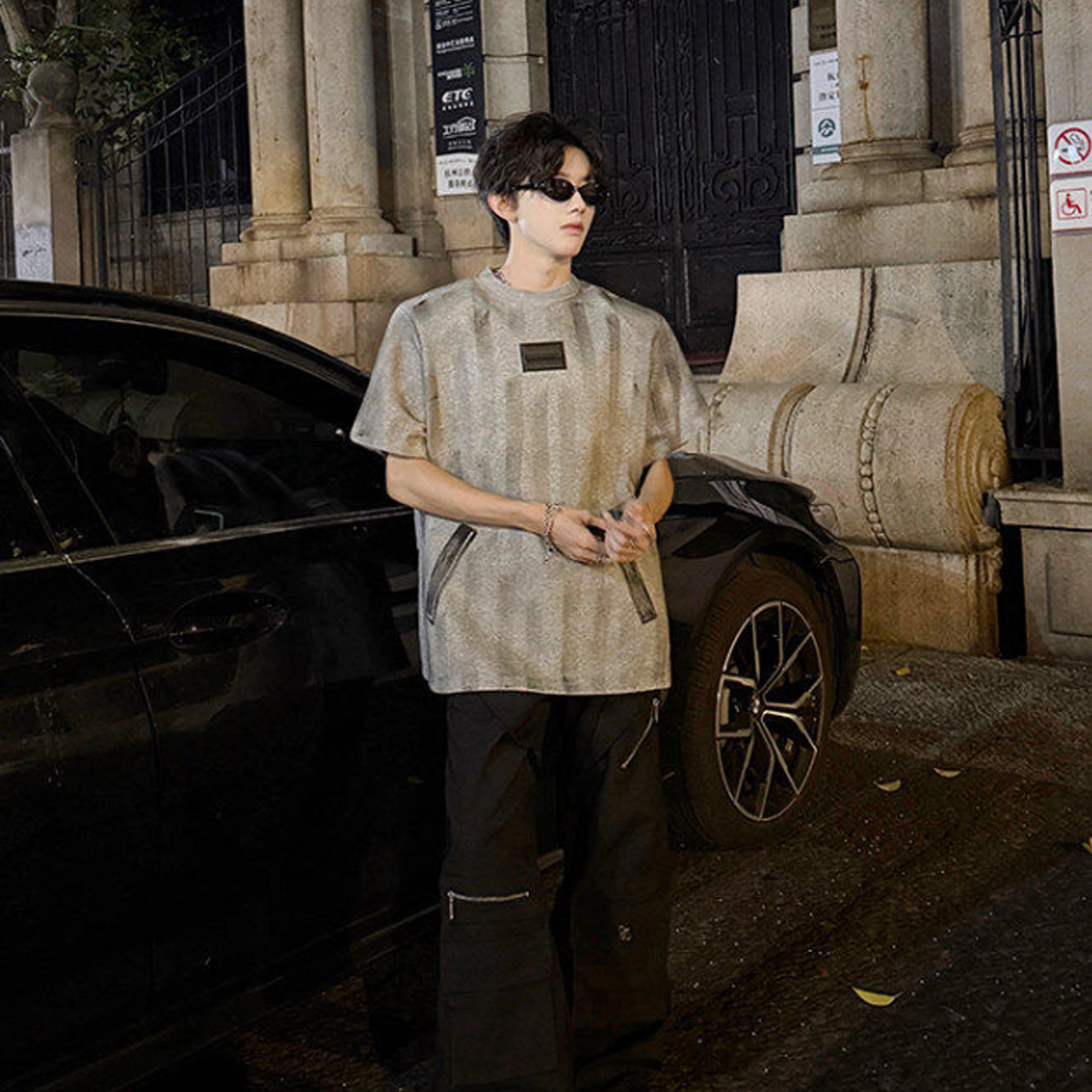 FOREST LIBRARY T