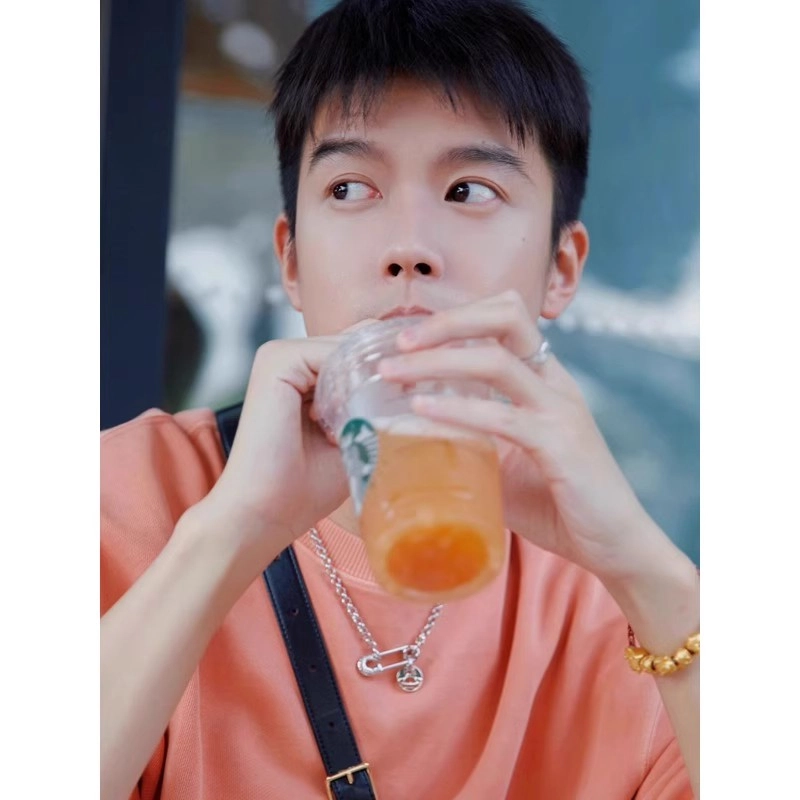 极昼 明星同款土星别针高街潮酷嘻哈风百搭高级感轻奢气质简约小众独特个性清冷风潮流设计配饰 钛钢 项链 男女同款情侣款