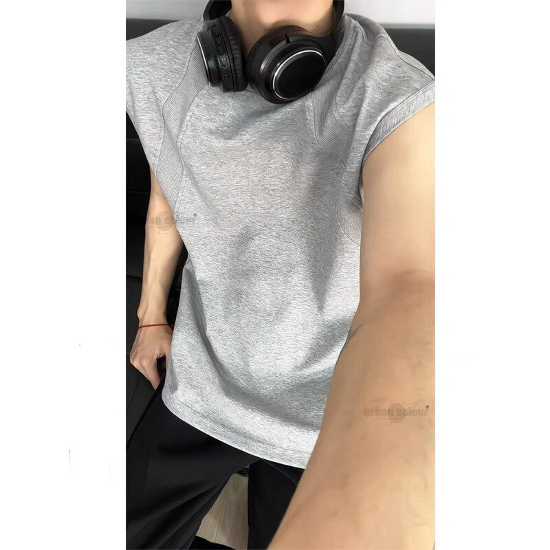臣目 坎肩圆领纯色舒适百搭休闲无袖背心 男款