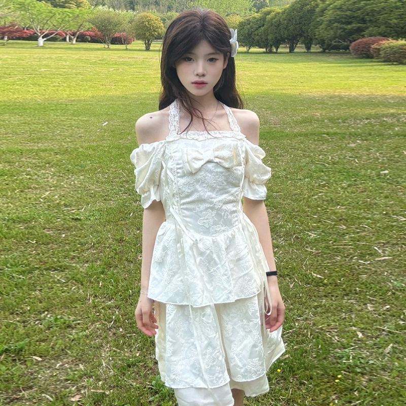 珠蒂美 富家千金裙子温柔气质显白蝴蝶结短裙森系公主吊带连衣裙 女款 米杏色