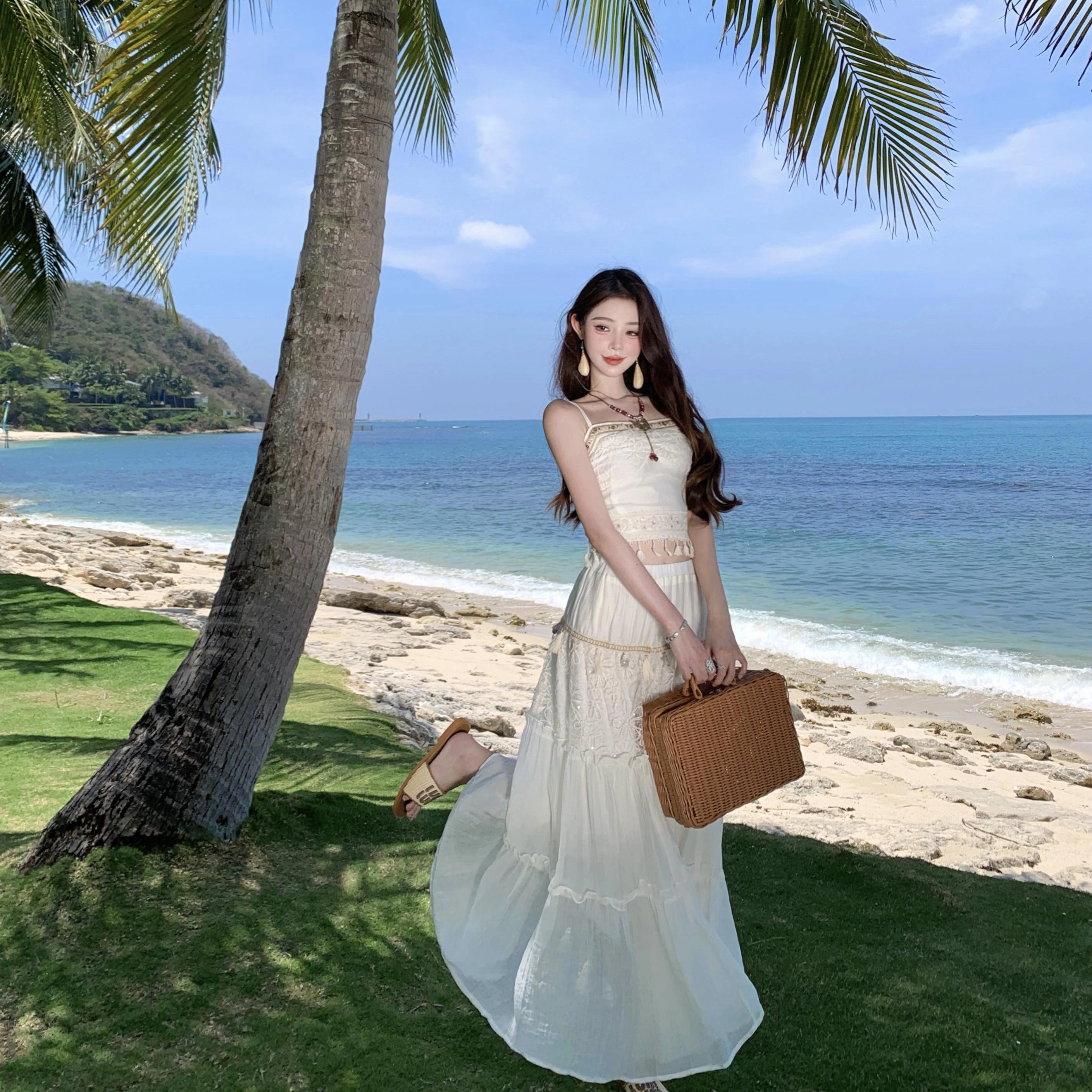 珠蒂美 富家千金裙子米仙女纱层层压褶法式高级感露背气质长裙法式初恋奶甜长裙吊带连衣裙 女款