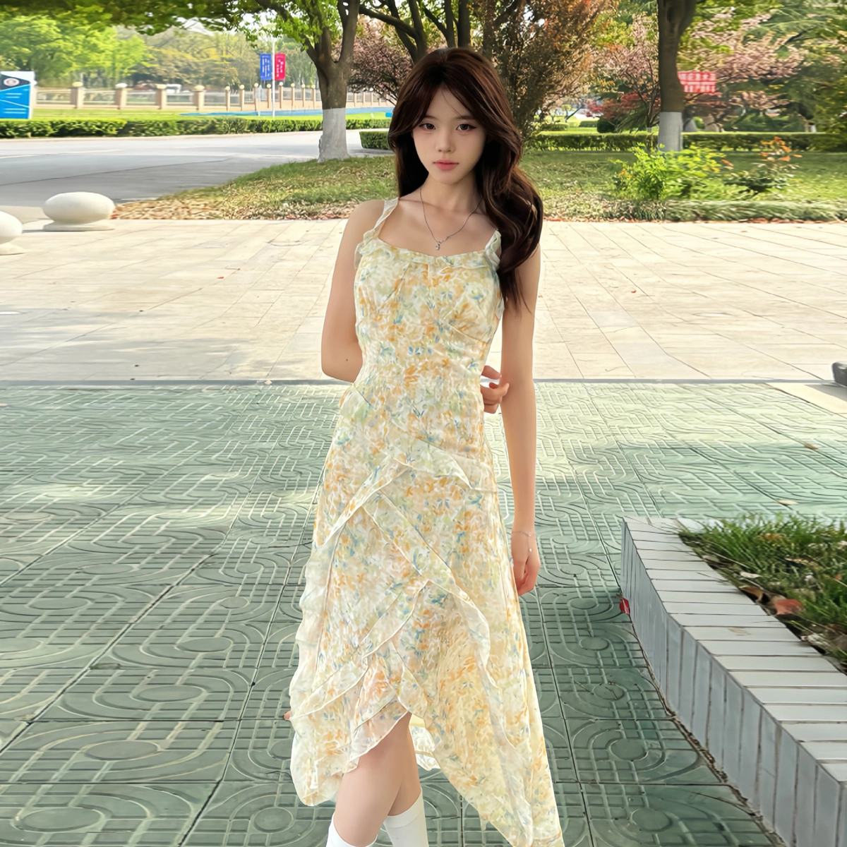珠蒂美 设计感不规则荷叶边碎花女夏季气质海边度假风裙子吊带连衣裙 女款