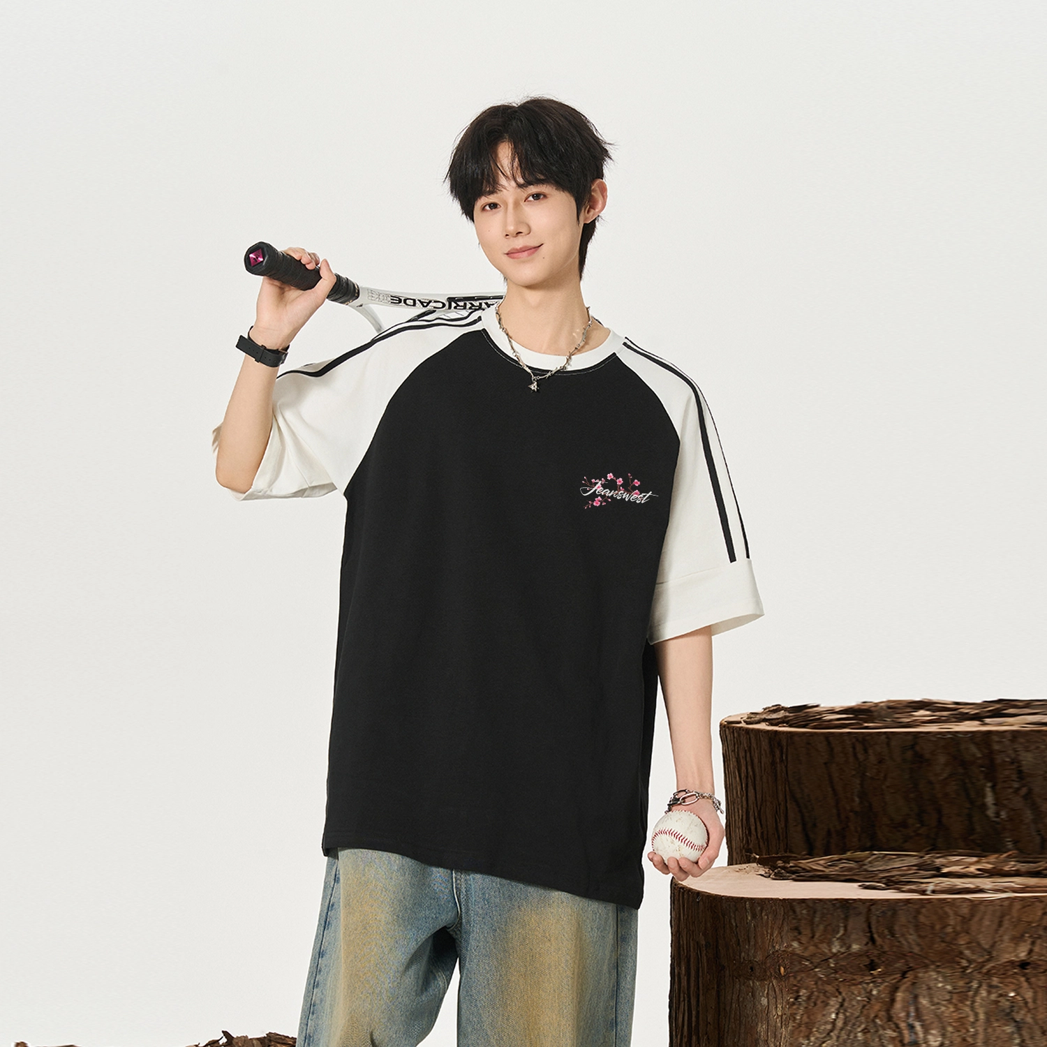 JEANSWEST logoT