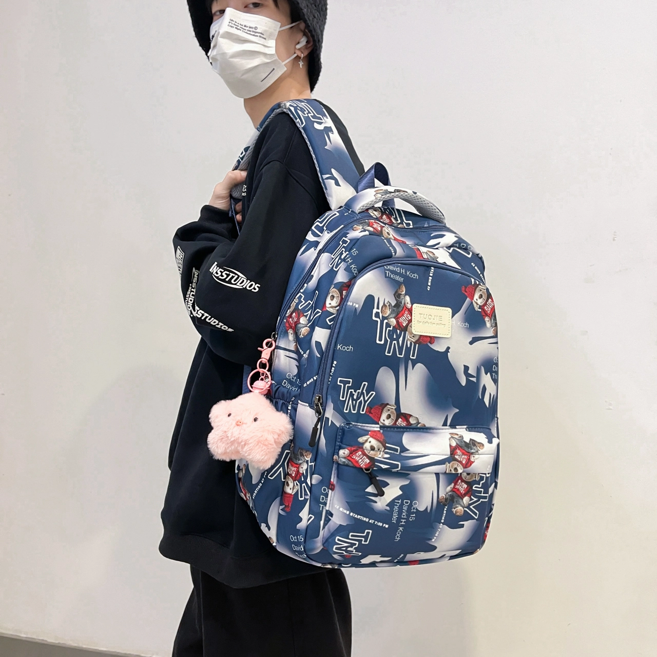 泰格奴 涂鸦精美旅行小清新轻便高颜值大容量背包初中高中大学生上课百搭书包 尼龙 双肩包 常规 男女同款情侣款 灰色/蓝色/黑色