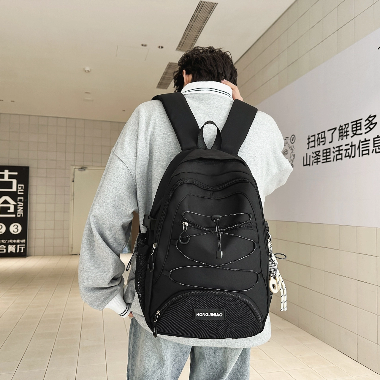 泰格奴 撞色系轻便百搭背包美版洋气个性气质高级感潮流时尚初中高中大学生上课百搭书包 尼龙 双肩包 男女同款情侣款 黑色/白色/灰色