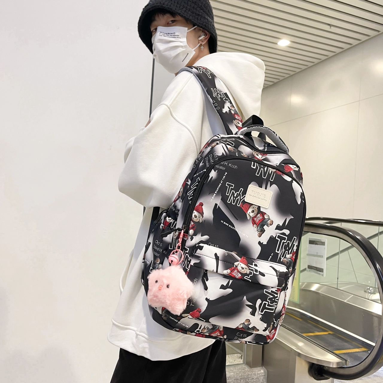 泰格奴 涂鸦精美旅行小清新轻便高颜值大容量背包初中高中大学生上课百搭书包 尼龙 双肩包 常规 男女同款情侣款 灰色/蓝色/黑色