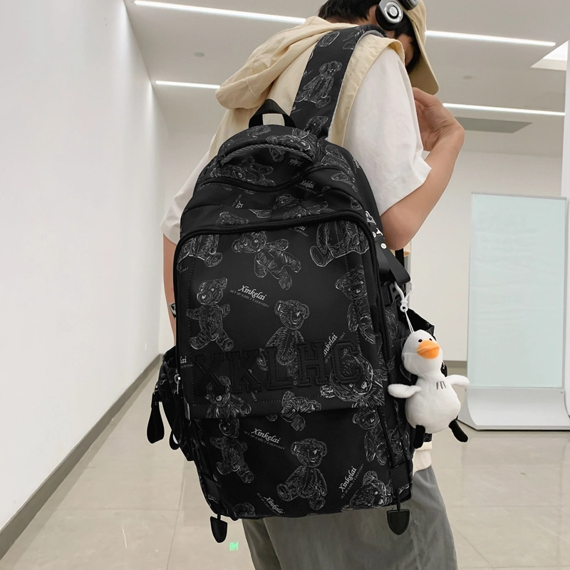 泰格奴 字母印花轻便国风大容量运动背包初中生高中生大学生上课百搭书包 尼龙 双肩包 男女同款情侣款 米白色/黑色/红色/绿色