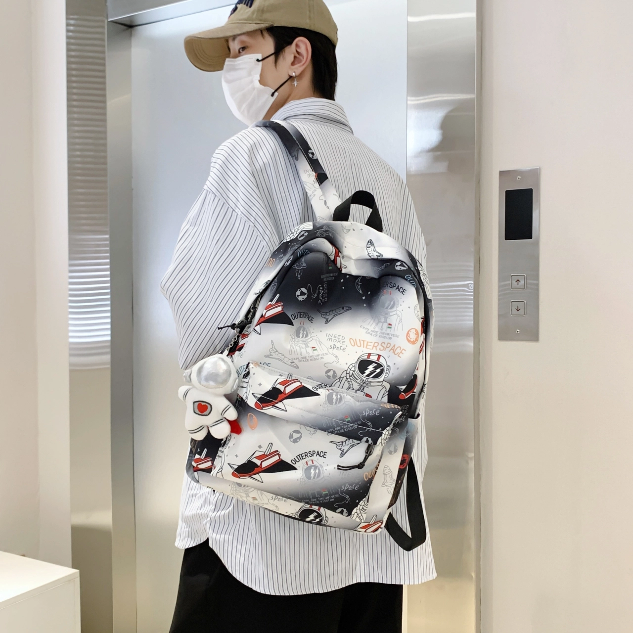 泰格奴 小清新休闲高颜值韩版背包初中生高中生大学生上课百搭书包 尼龙 双肩包 男女同款情侣款 蓝色/绿色/咖啡色/黑色