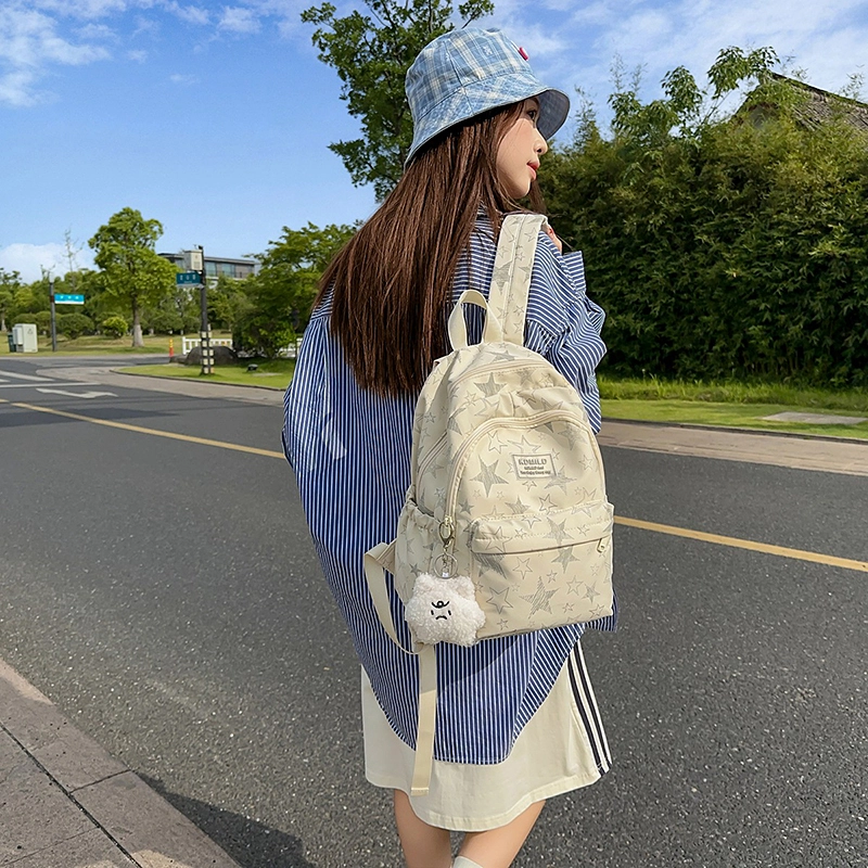 泰格奴 星星涂鸦精美机能通勤旅行小清新轻便高颜值背包初高中大学上课百搭 尼龙 双肩包 大号 男女同款情侣款 米色/黑色/白色