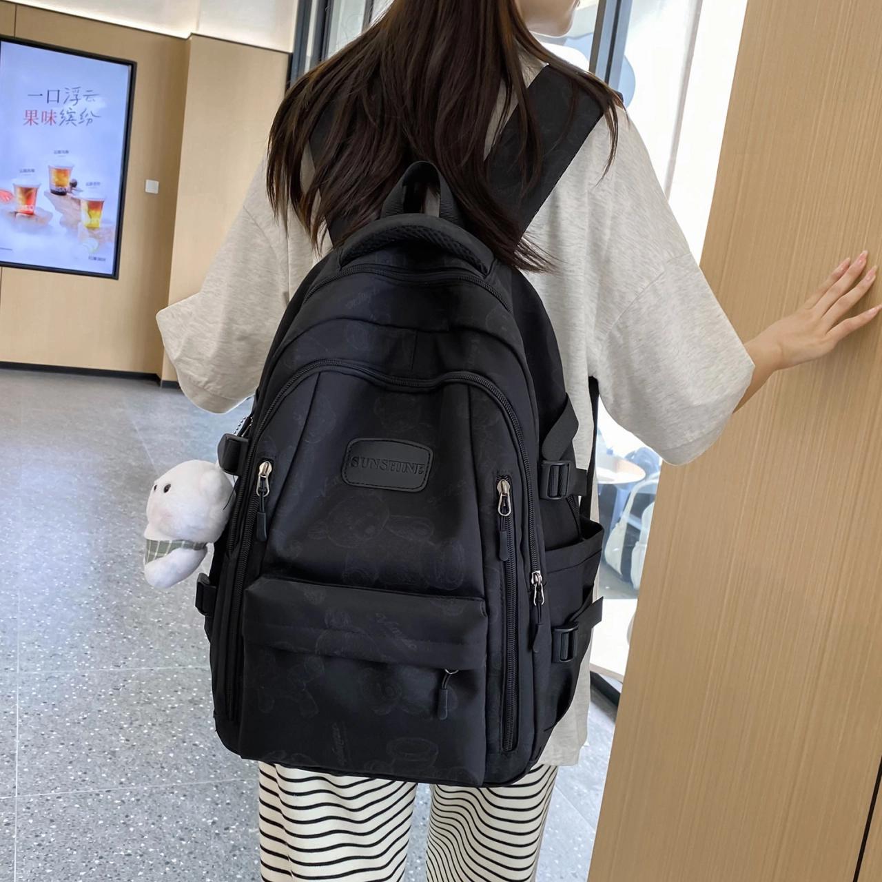 泰格奴 字母印花轻便简约国风大容量运动耐磨背包初中生高中生大学生上课百搭书包 尼龙 双肩包 男女同款情侣款 多色