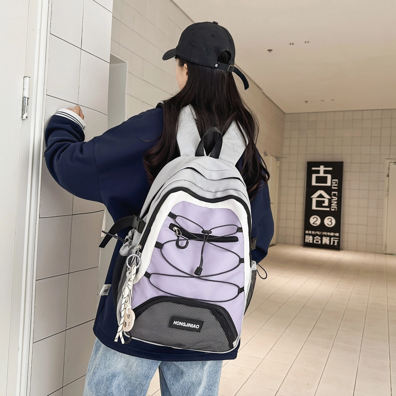 泰格奴 撞色系轻便百搭背包美版洋气个性气质高级感潮流时尚初中高中大学生上课百搭书包 尼龙 双肩包 男女同款情侣款 黑色/白色/灰色