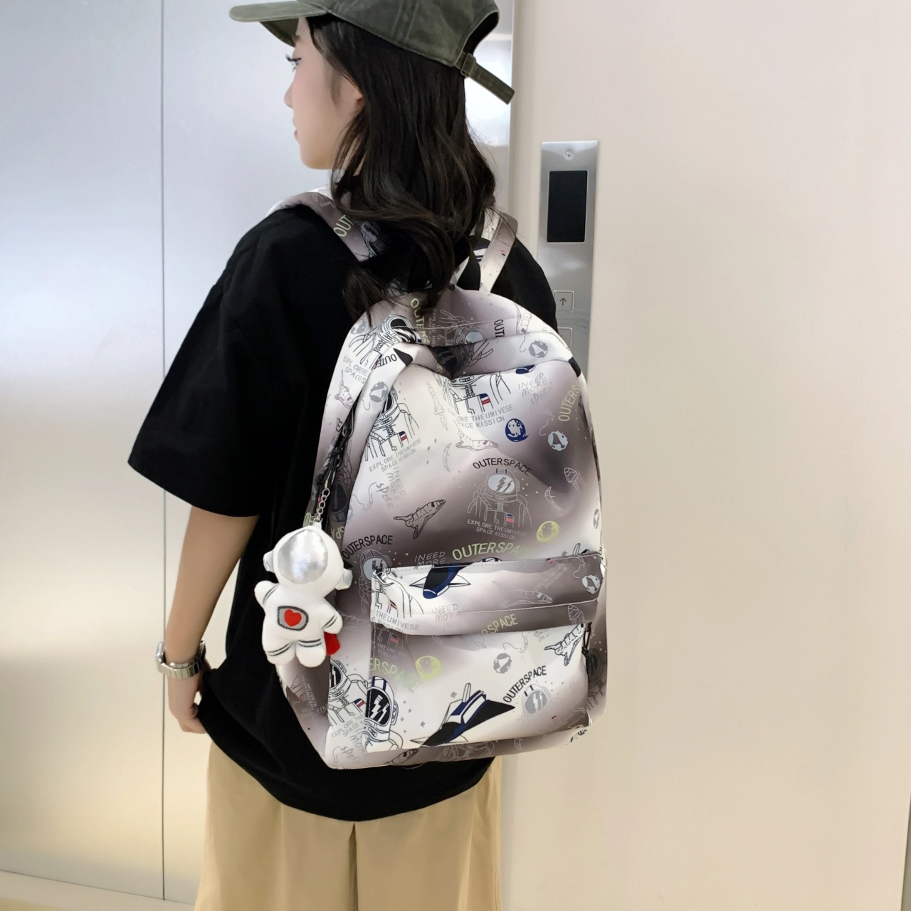 泰格奴 小清新休闲高颜值韩版背包初中生高中生大学生上课百搭书包 尼龙 双肩包 男女同款情侣款 蓝色/绿色/咖啡色/黑色