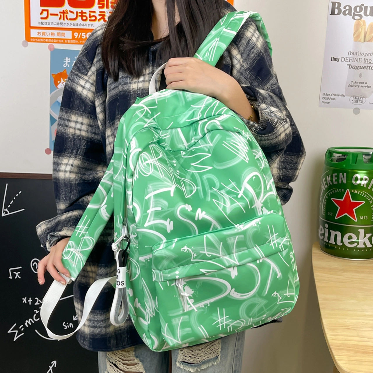 泰格奴 字母印花轻便简约大容量运动耐磨背包初中生高中生大学生上课百搭书包 尼龙 双肩包 男女同款情侣款 多色