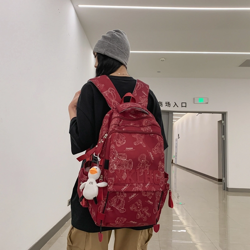 泰格奴 字母印花轻便国风大容量运动背包初中生高中生大学生上课百搭书包 尼龙 双肩包 男女同款情侣款 米白色/黑色/红色/绿色