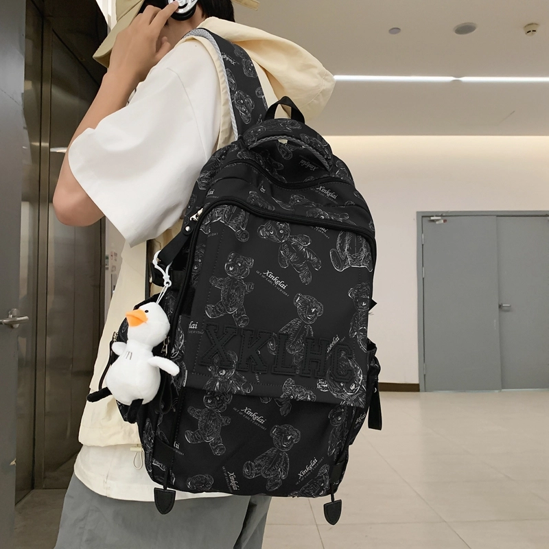 泰格奴 字母印花轻便国风大容量运动背包初中生高中生大学生上课百搭书包 尼龙 双肩包 男女同款情侣款 米白色/黑色/红色/绿色