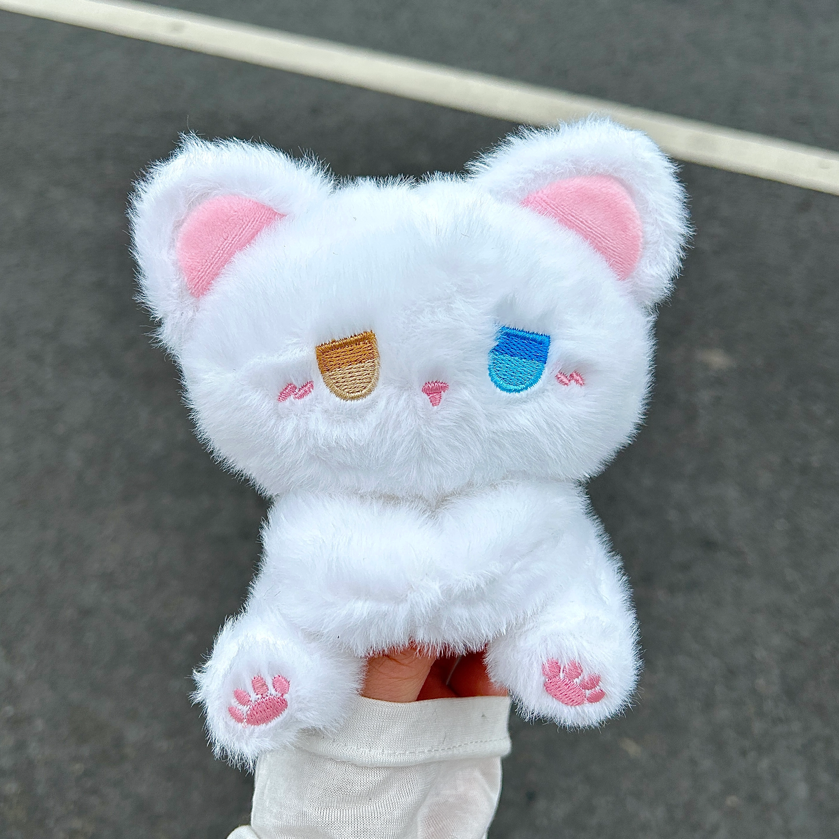 emo 15cm