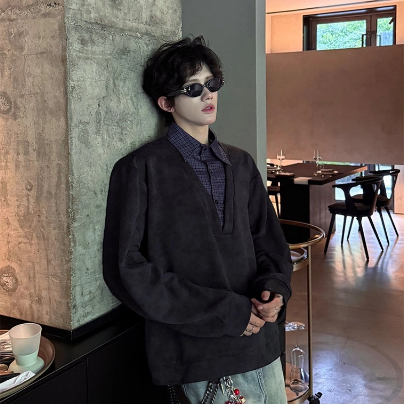 V