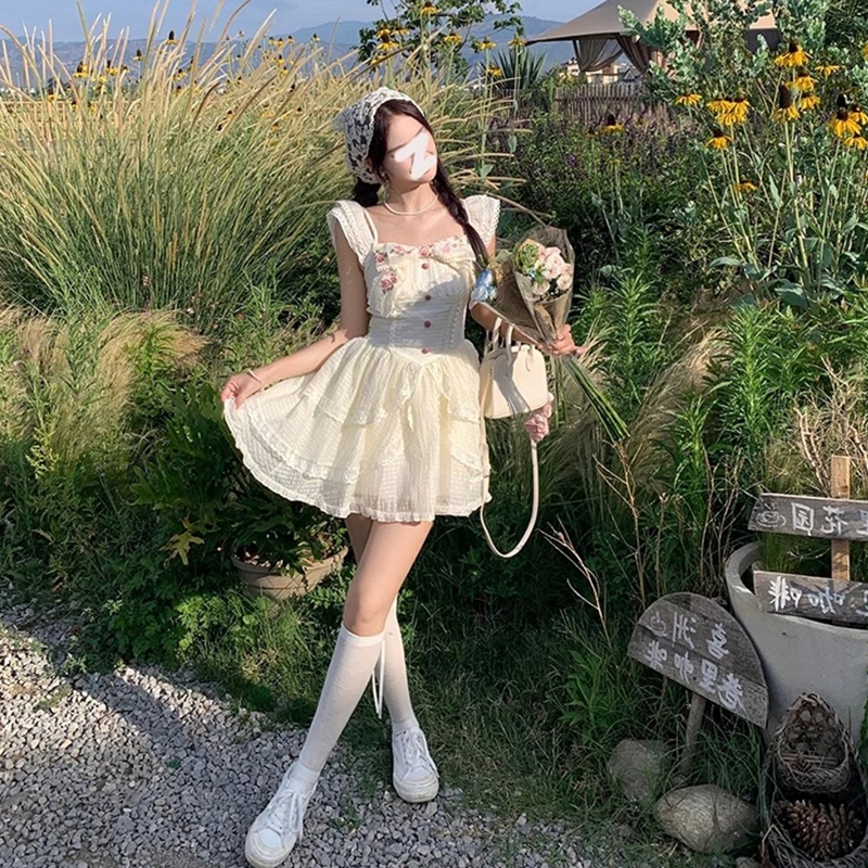 沐晓欣 时尚舒适百搭吊带连衣裙 女款 杏色
