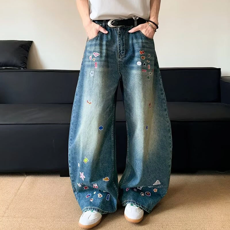 拾个壹先生 美式复古卡通贴纸弯刀设计感宽松显瘦直筒水洗阔腿休闲百搭牛仔裤 男女同款