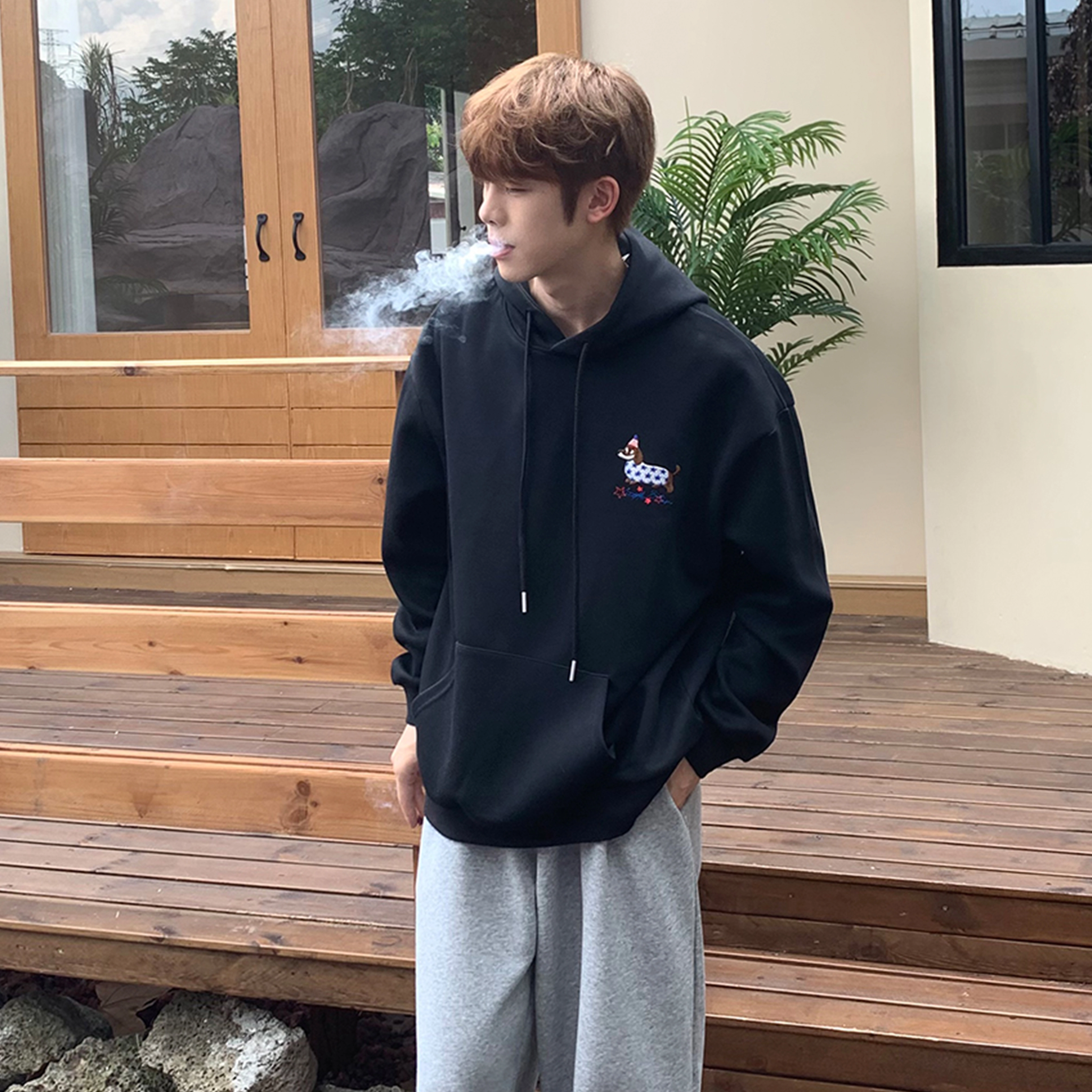 永言 小众腊肠狗刺绣秋冬简约外套男宽松休闲百搭套头上衣情侣连帽卫衣 男女同款