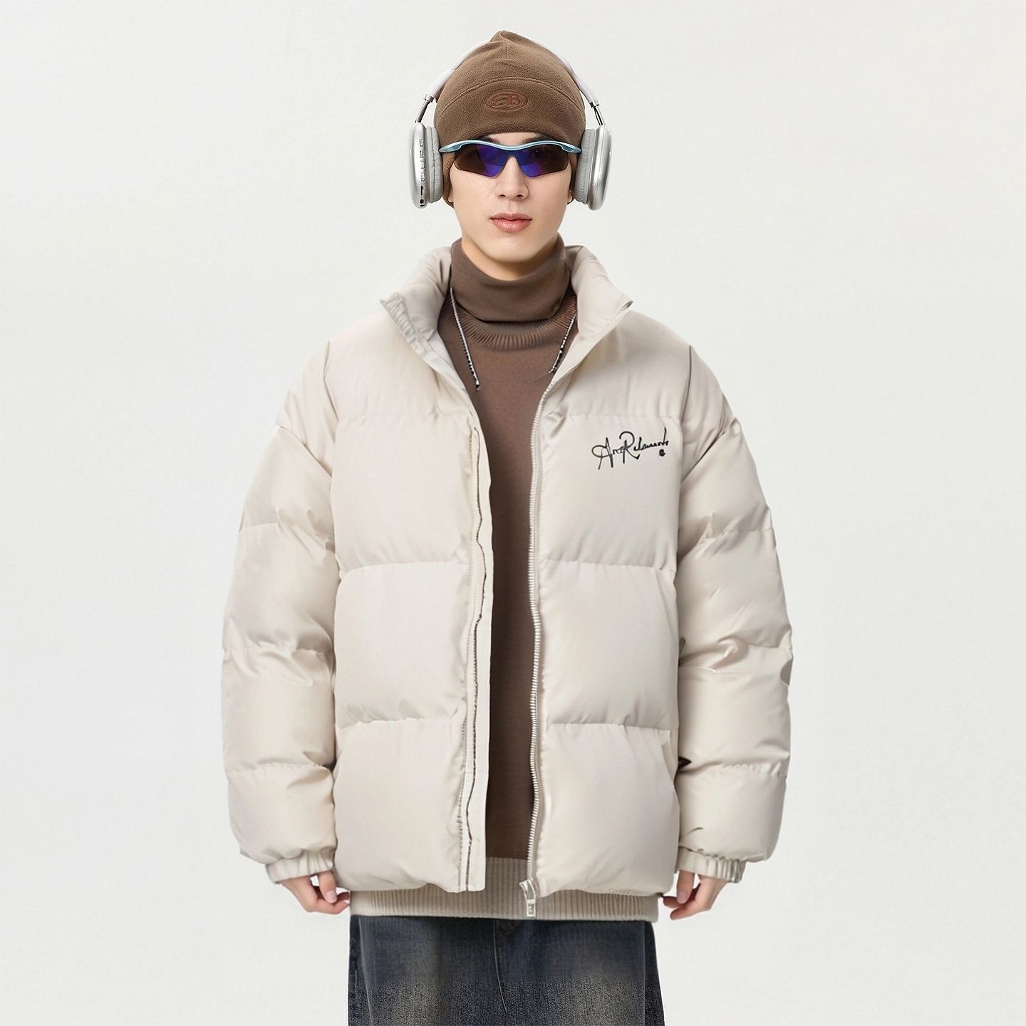 a02 Down JacketsLogo