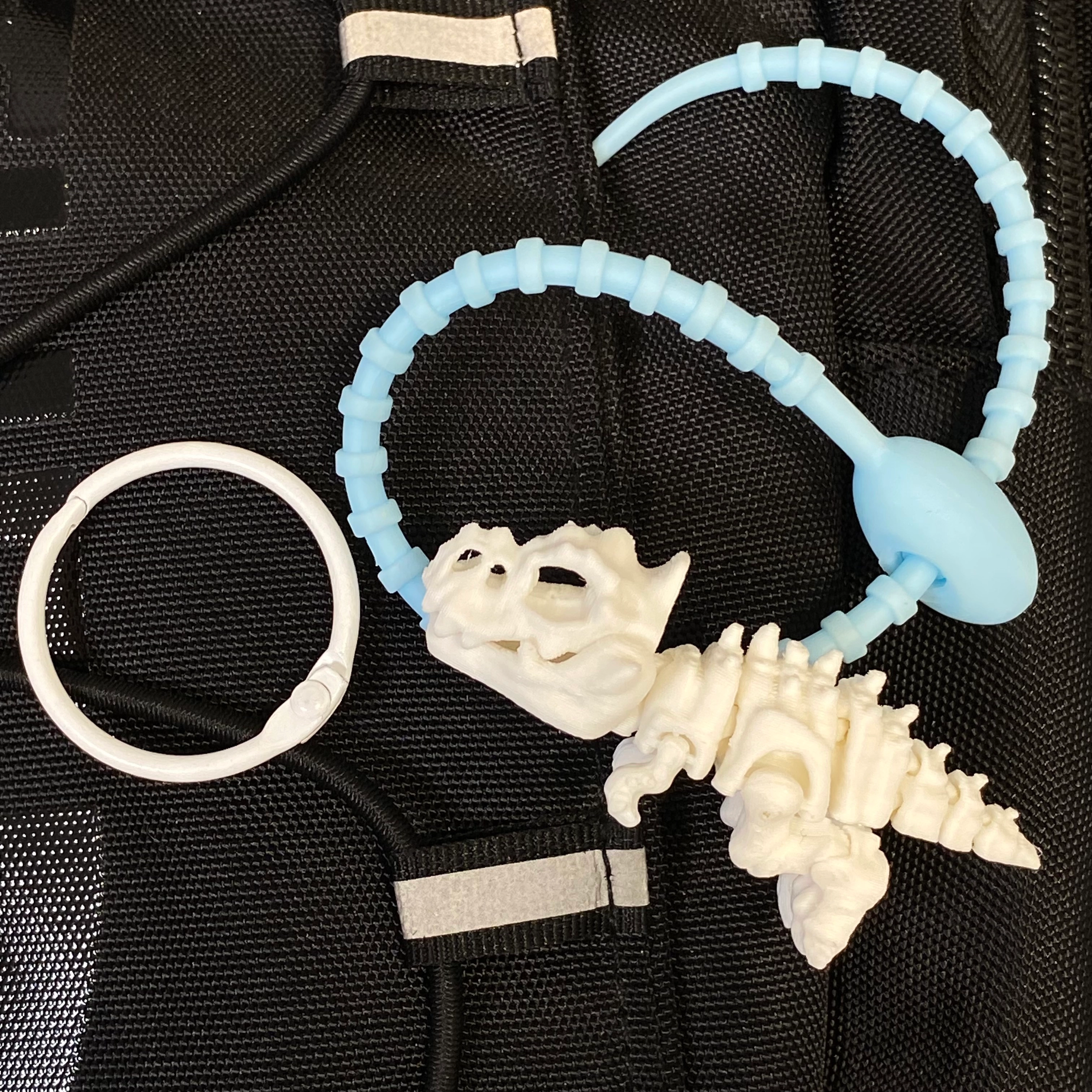 弗洛康 治愈解压趣味创意超酷幼龙小恐龙包包挂饰书包钥匙扣 谷圈挂件