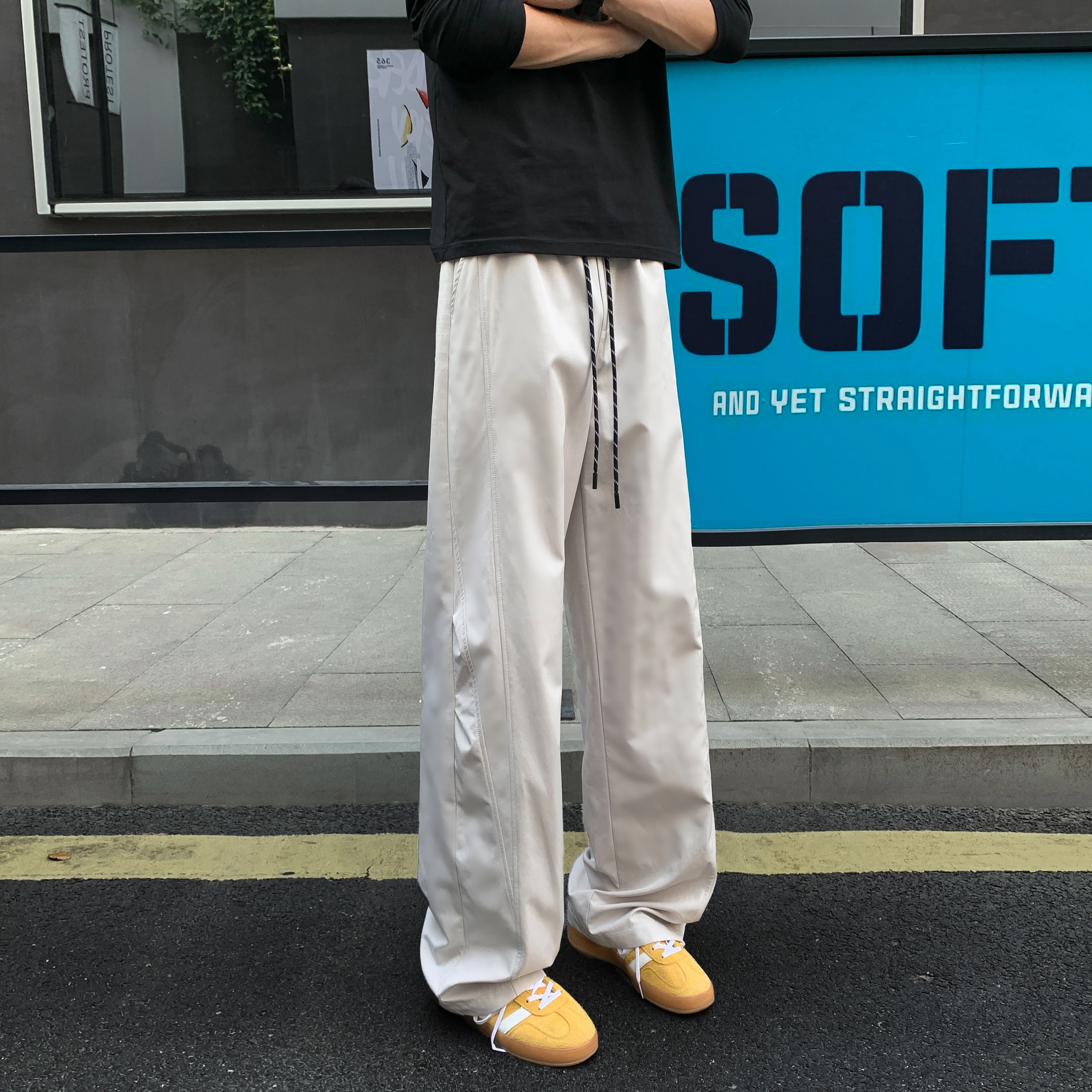 尘映 美式高街痞帅早秋常规白底直筒斜切伞兵裤校园穿搭阔腿裤男宽松拖地裤无性别亲肤学院百搭通勤运动裤子休闲裤 男女同款
