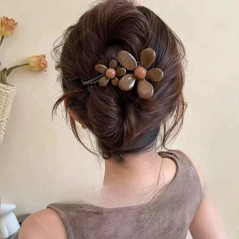 希铃 复古法式高级感扭扭夹棕色双花 亚克力 发夹 女款