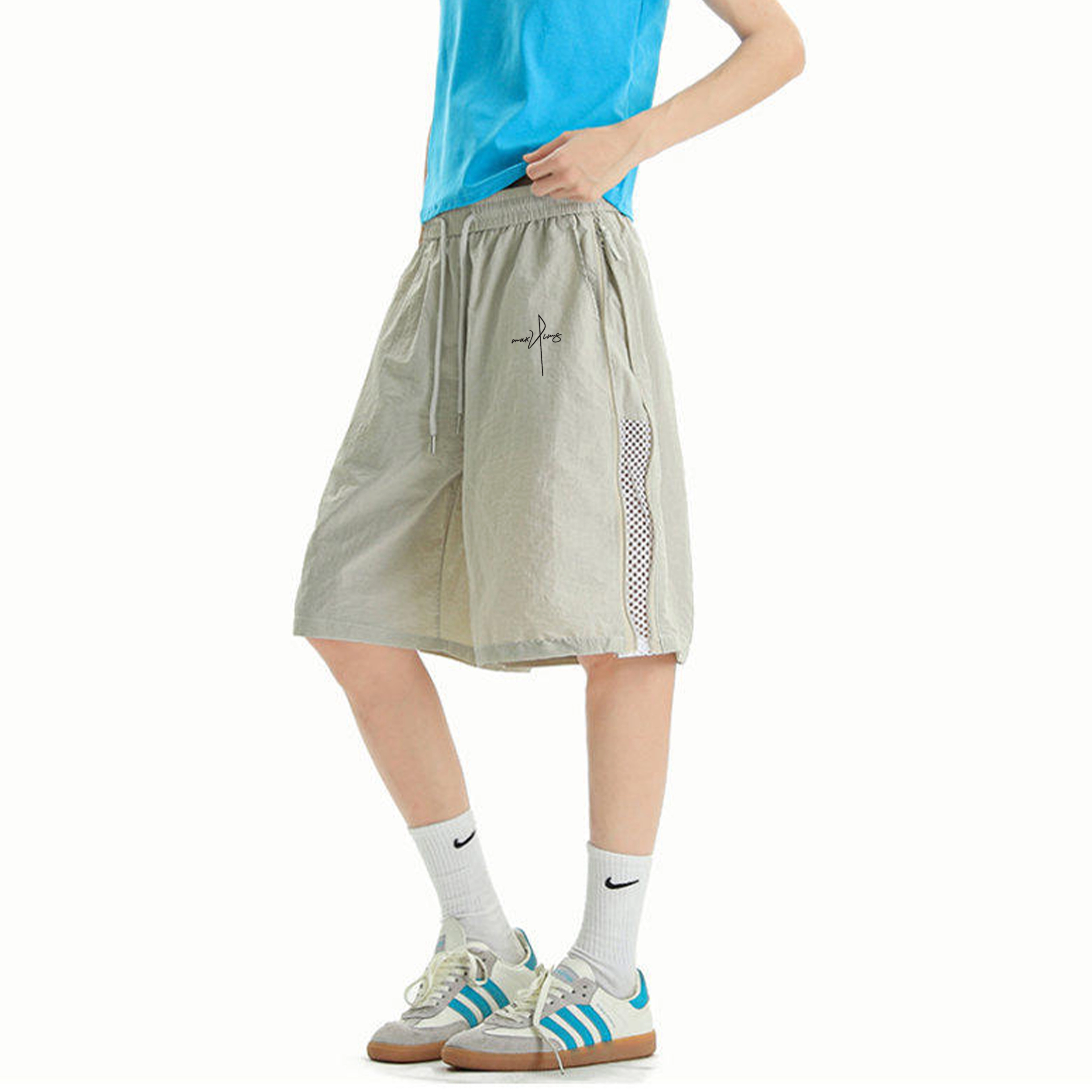 maxim's de paris cleanfitlogo