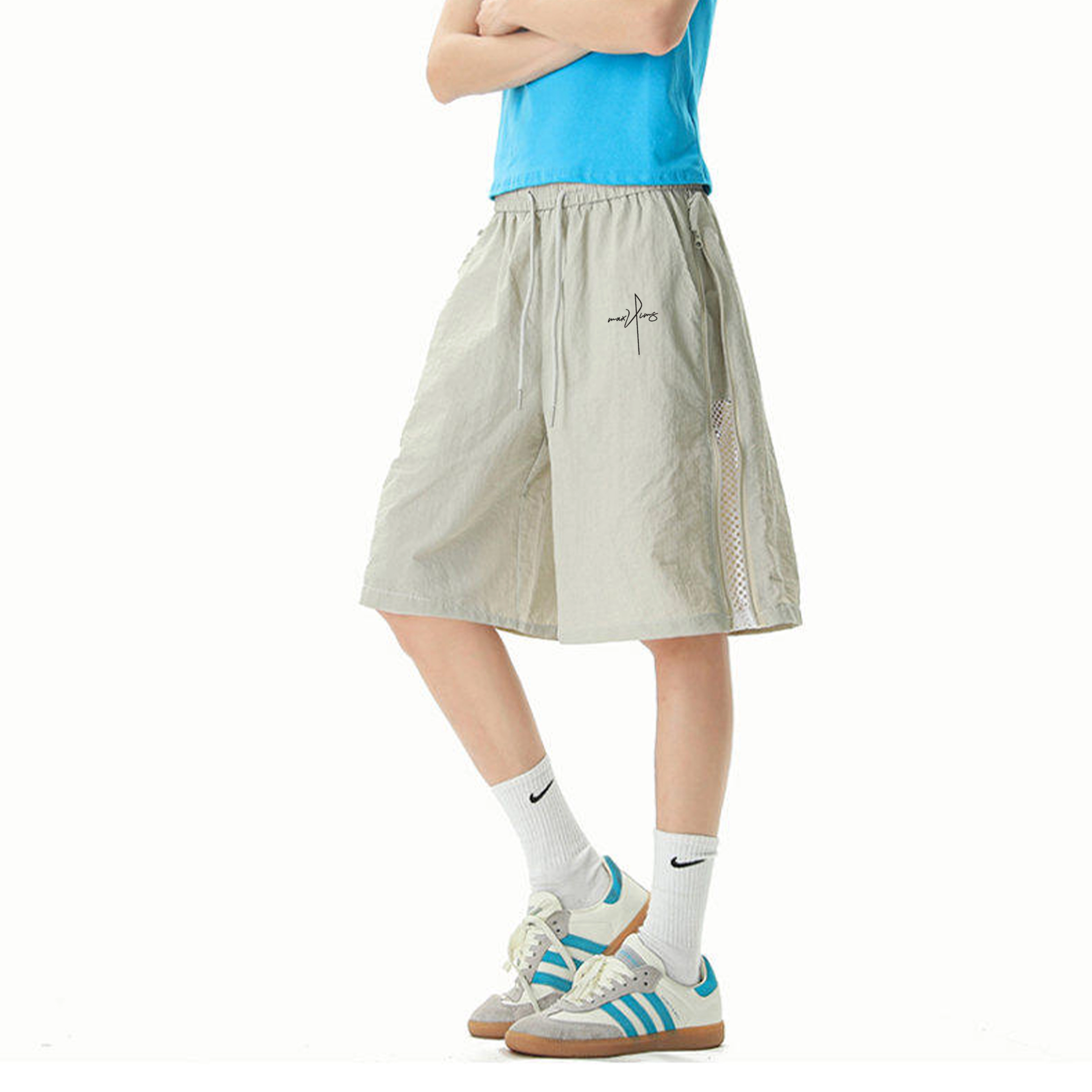 maxim's de paris cleanfitlogo