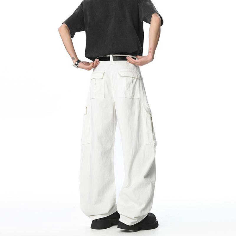 M JEANS STUDIOS 7