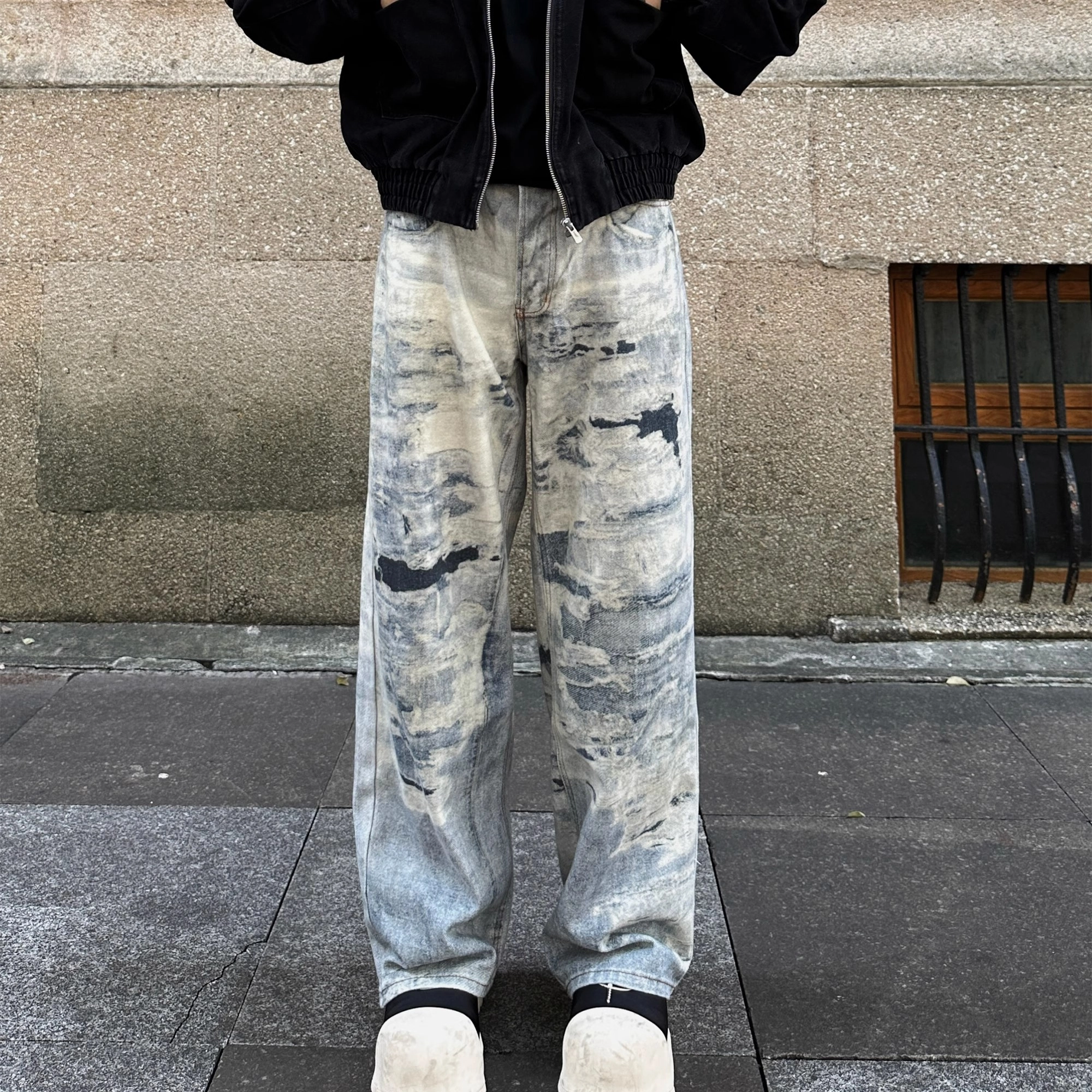 M JEANS STUDIOS 7