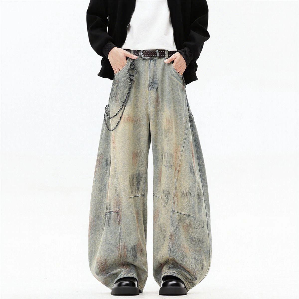 M JEANS STUDIOS 7 2025