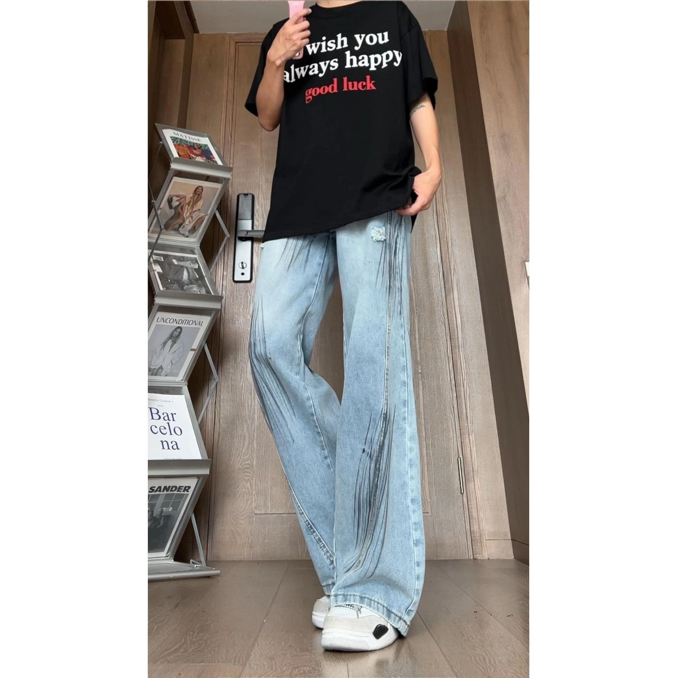 M JEANS STUDIOS 7