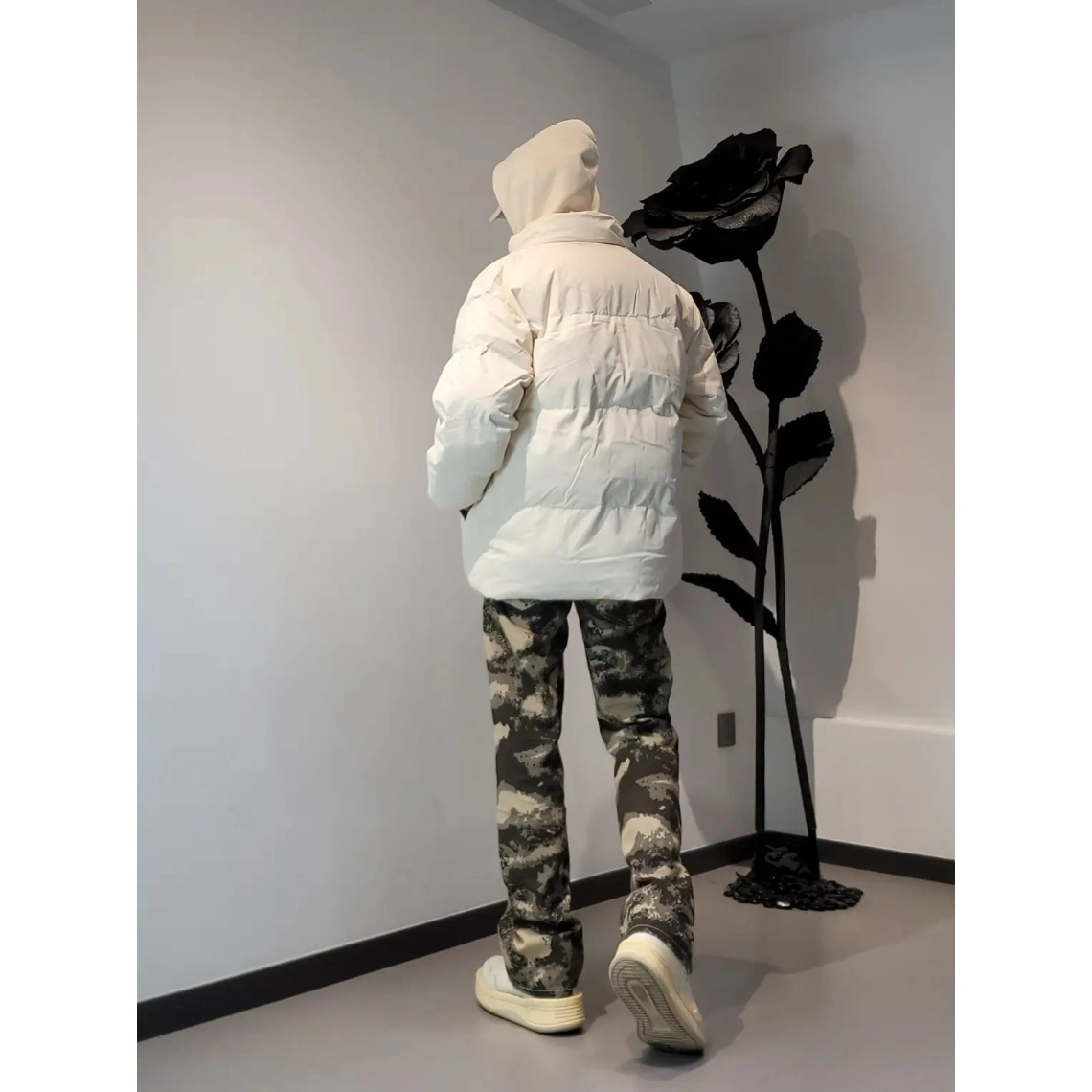 M JEANS STUDIOS 7 vibe