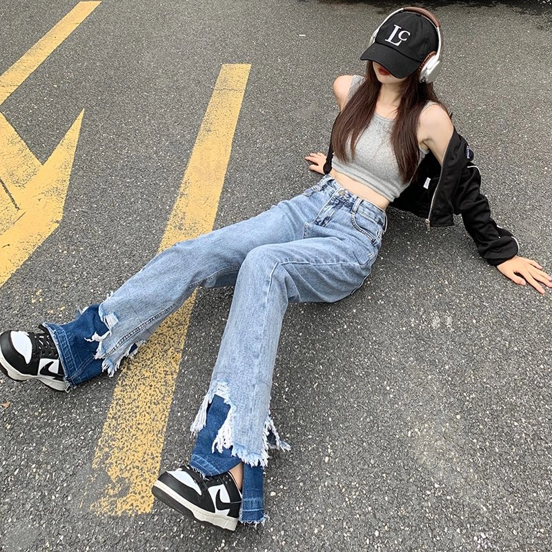 M JEANS STUDIOS 7 2025