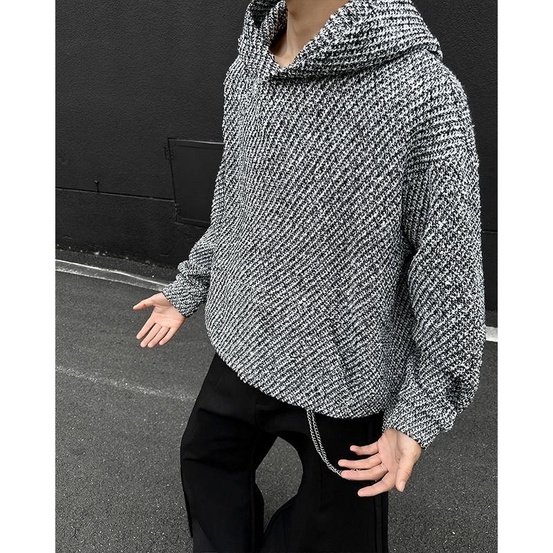 M JEANS STUDIOS 7