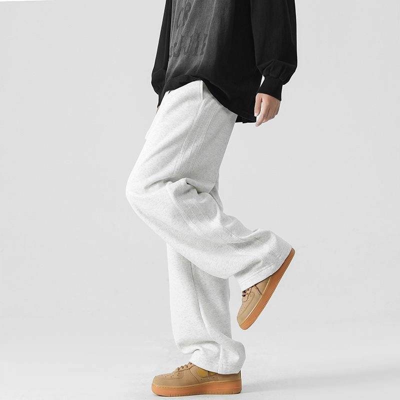 M JEANS STUDIOS 7