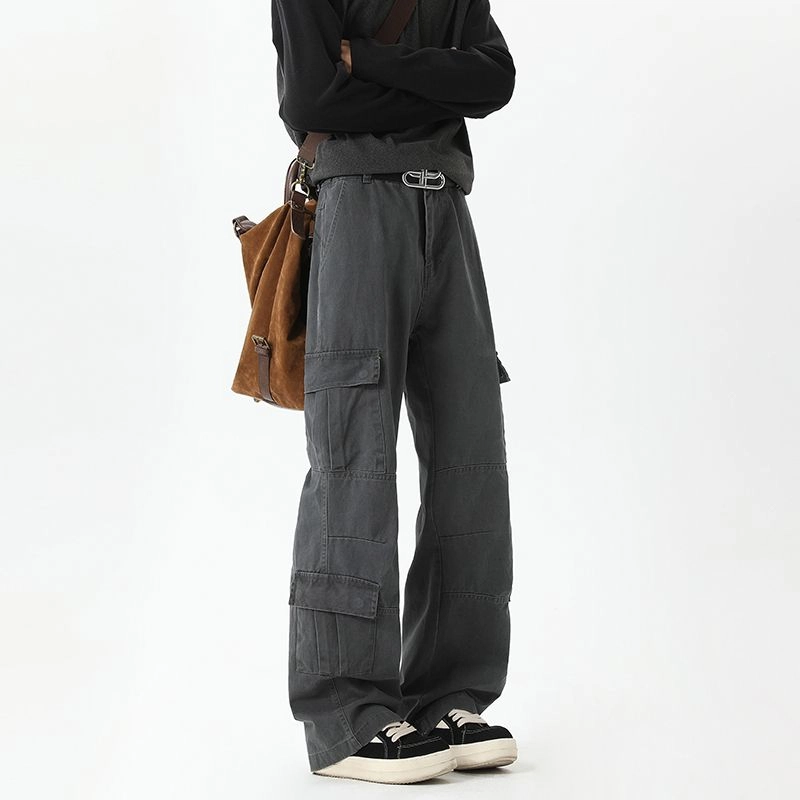 M JEANS STUDIOS 7