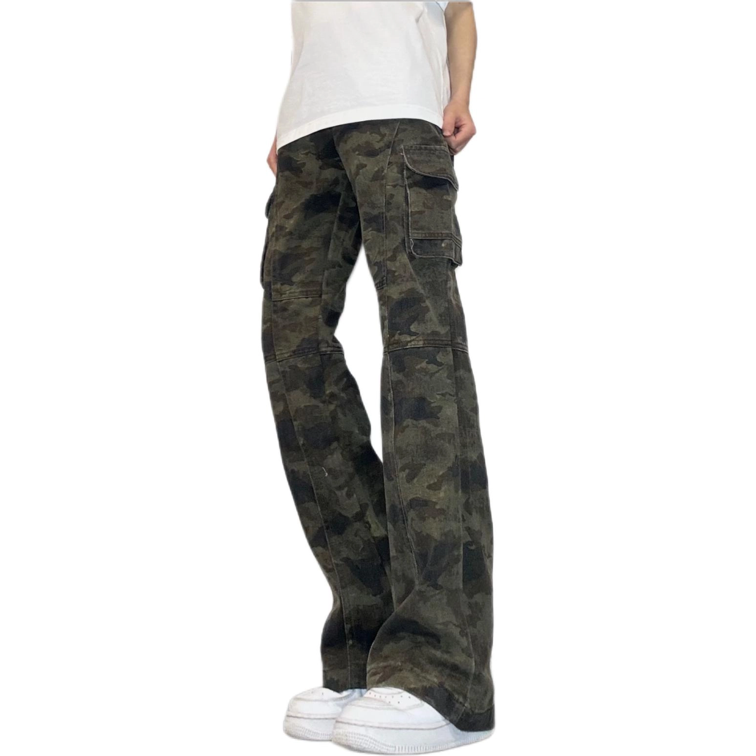 M JEANS STUDIOS 7
