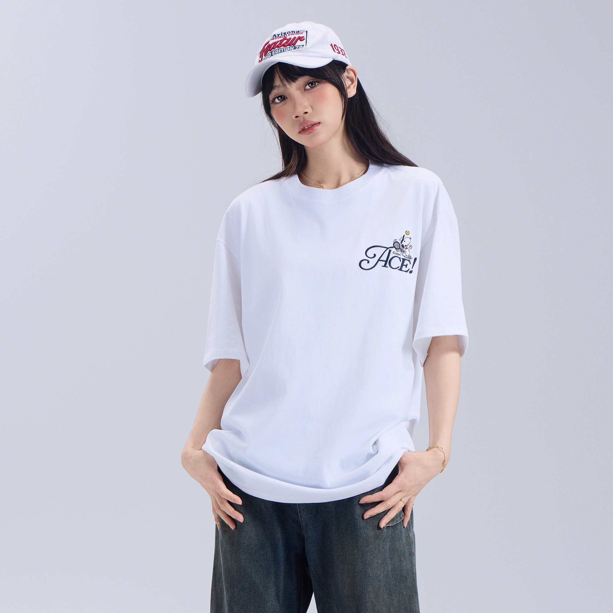 SNOOPY 260 LogoT