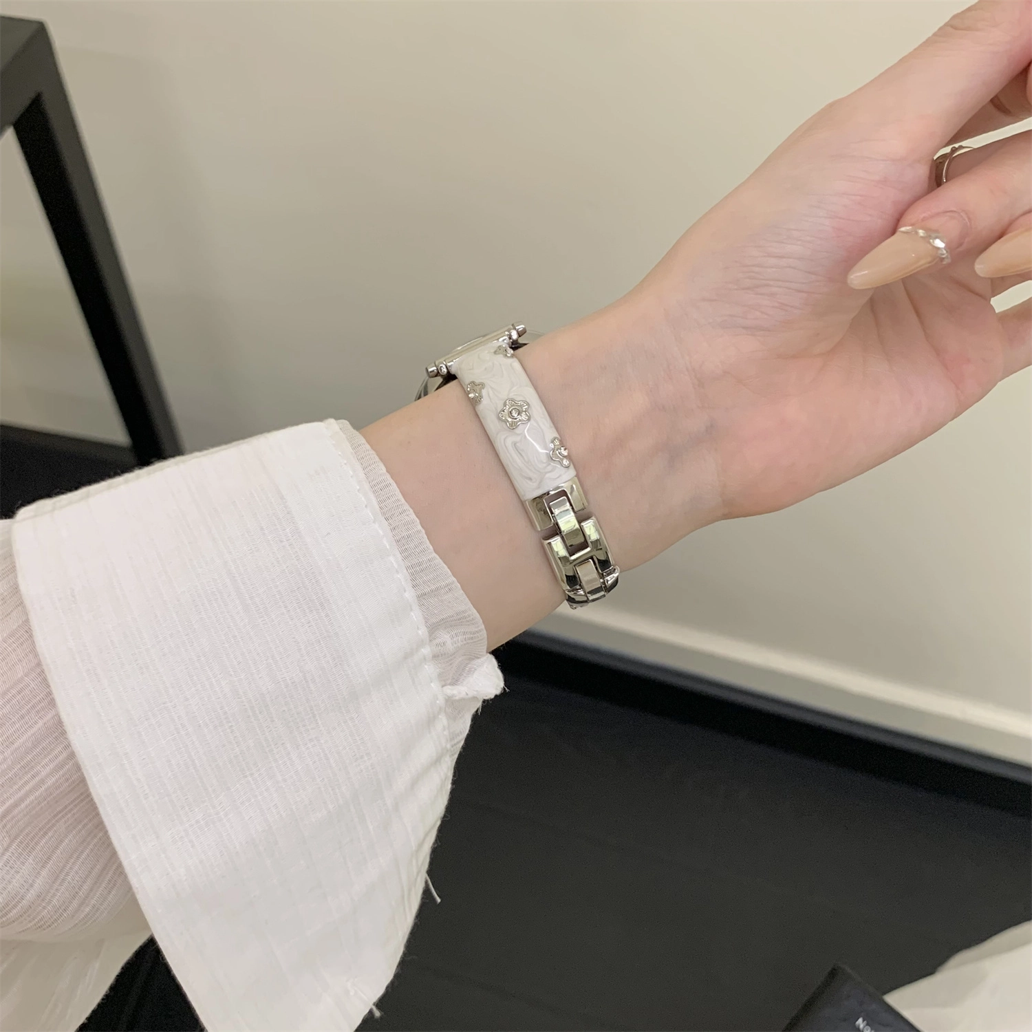 导维 表带 华为适用 金属材质 智能级花朵钻滴胶手镯高级优雅手表男女通用