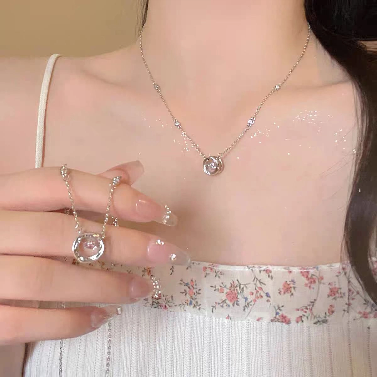 饰之颜 轻奢风三秒心动莫比乌斯环吊坠 小众高级感优雅清冷感闪锆简约百搭颈链锁骨链 钛钢 项链 女款