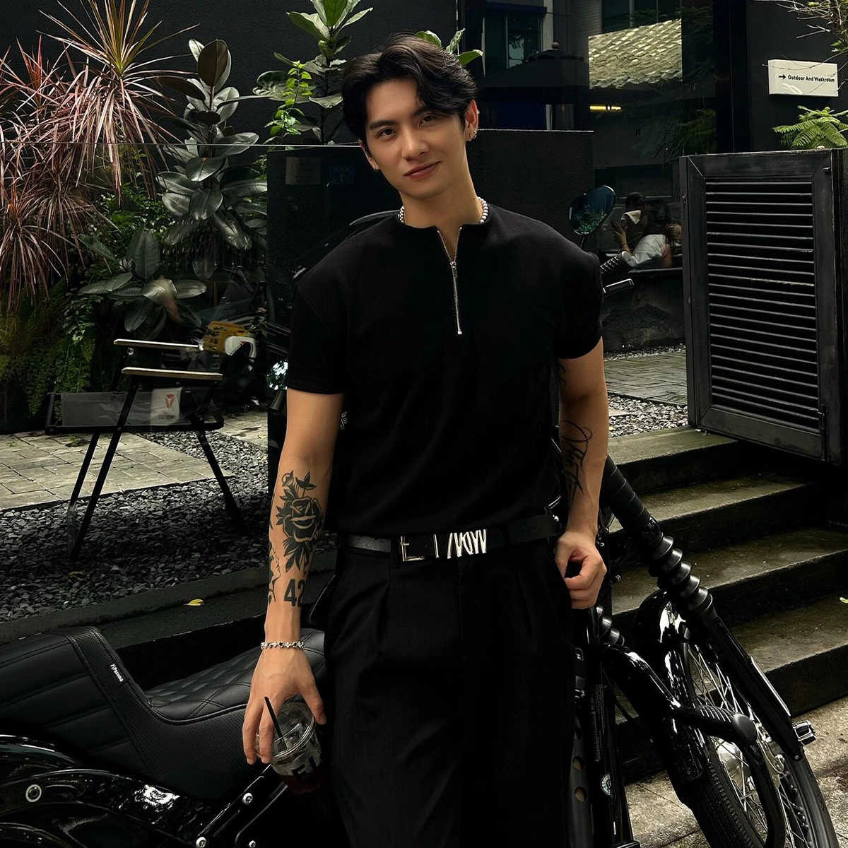 Hypeyourself T