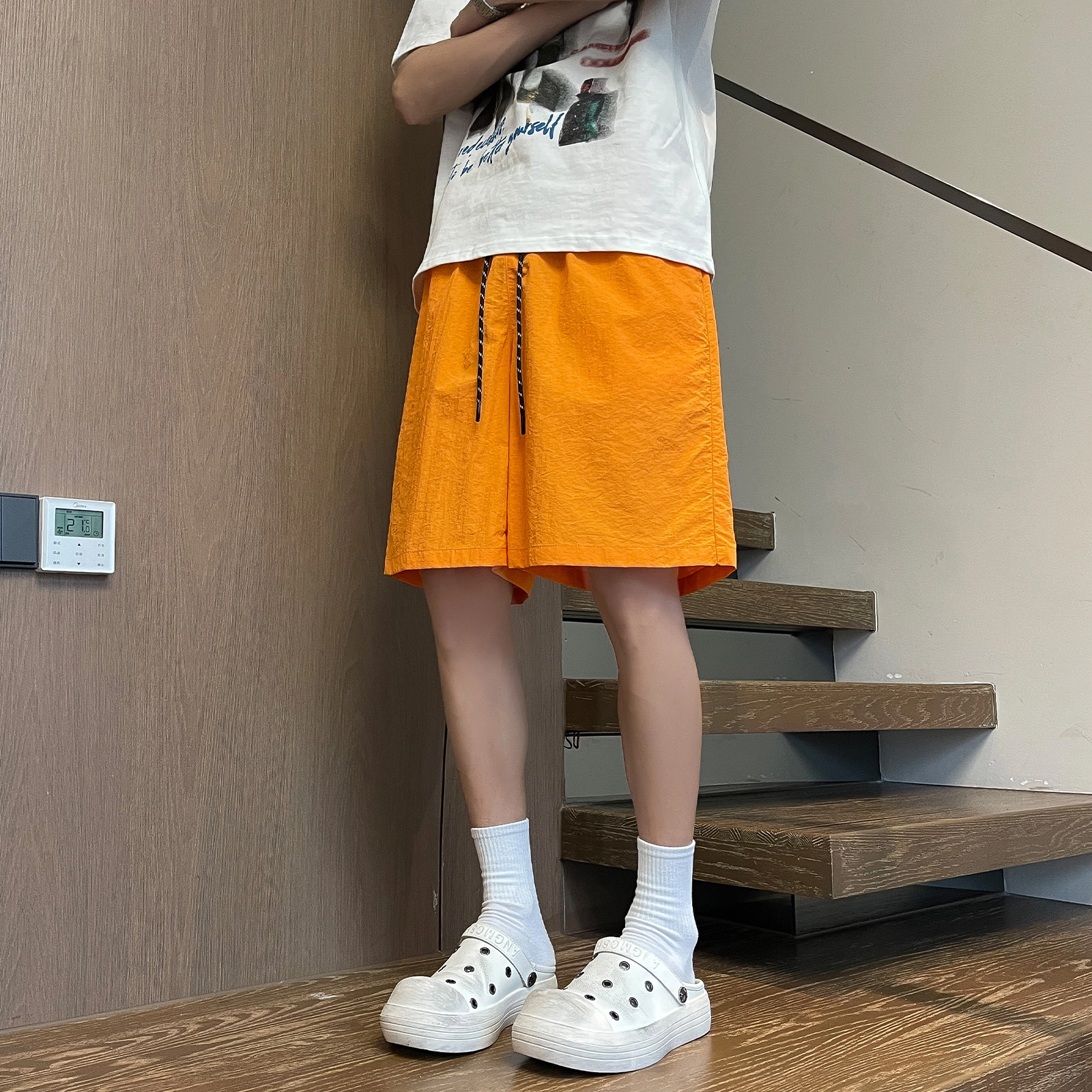 美式复古潮流速干百搭五分裤适合户外运动与夏季沙滩休闲短裤 男女同款