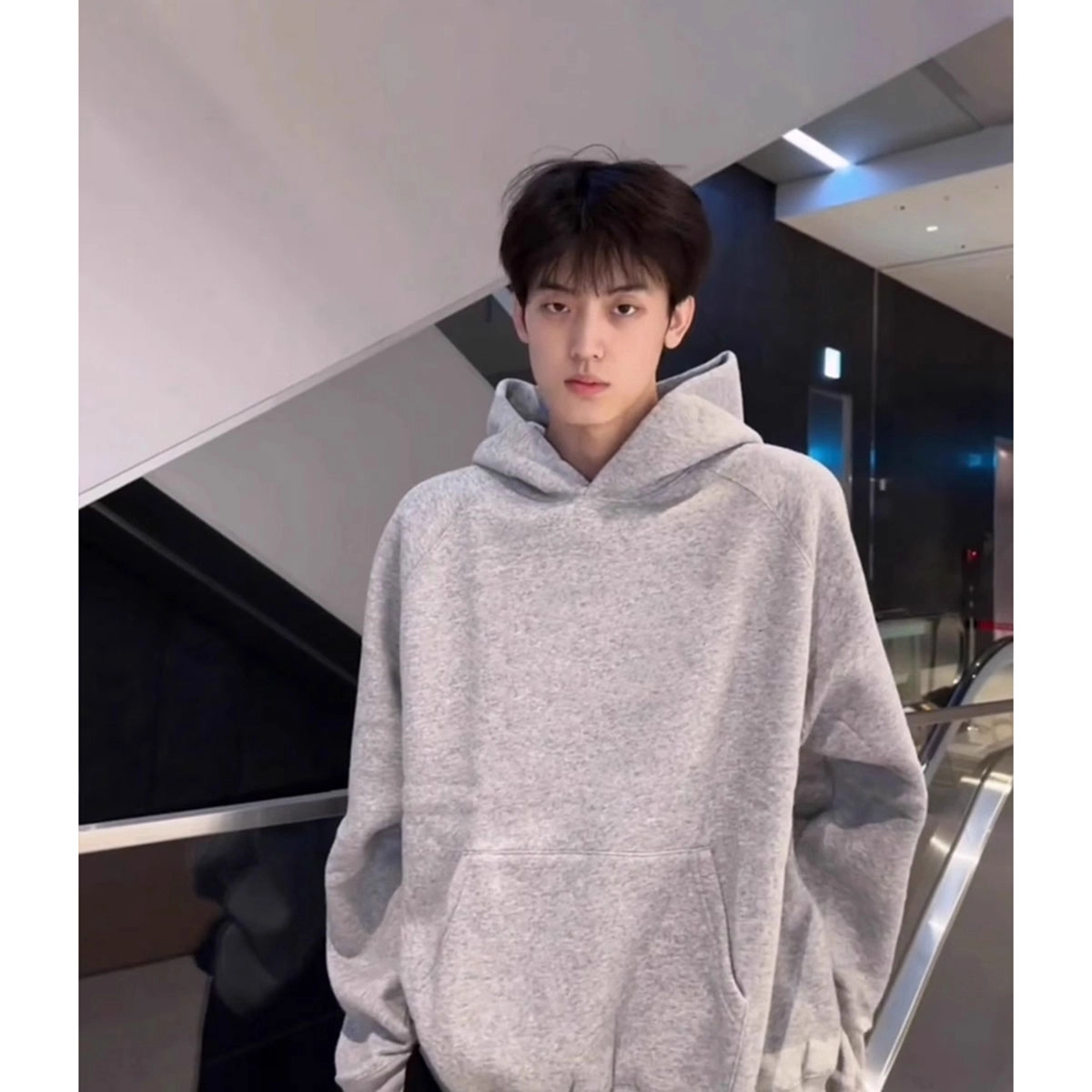 徐百货 连帽纯色宽松慵懒风潮流极简百搭长袖上衣卫衣 男女同款